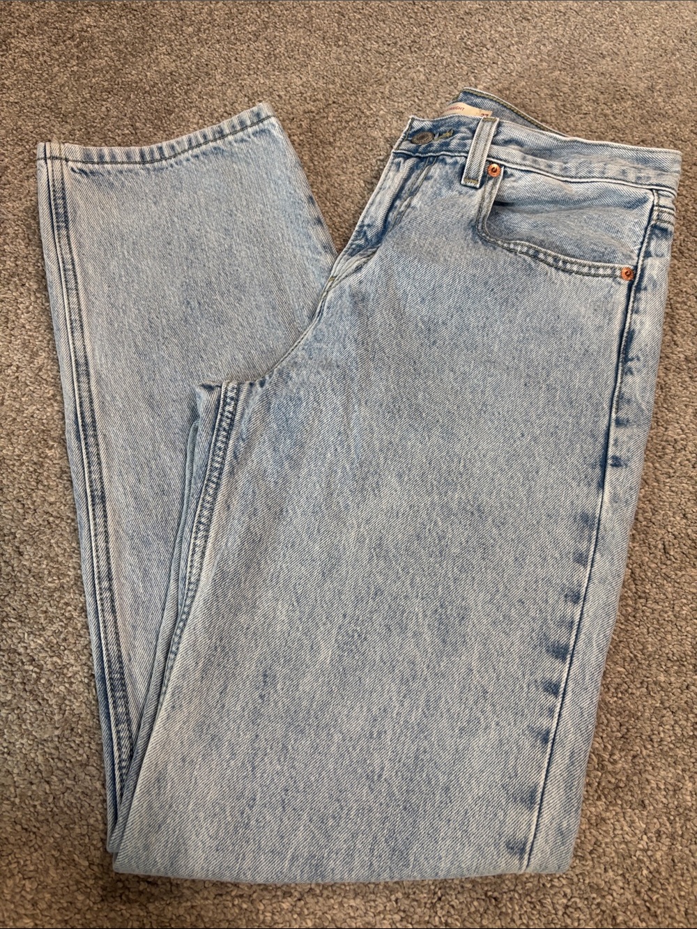 Levi’s Low Pro Straight Jeans